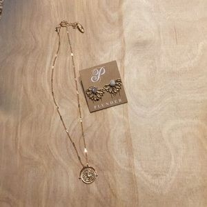 Plunder necklace set